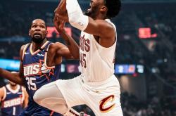 开云体育中国-雷霆逆转灰熊，米切尔状态火热