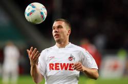 开云体育app-点球之夜的宿命轮回，2026世界杯F组生死战，韩国绝杀加纳，库尔图瓦用十指封住非洲雄狮的怒吼