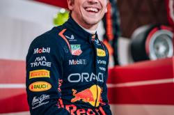 开云体育登录-索伯车队翻盘法拉利，拉塞尔关键制胜