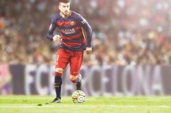 开云足球直播-F1年度争冠之夜，拉梅洛·鲍尔如何成为赛道上的大场面先生