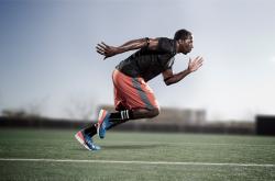 开云平台-范弗利特爆发，爵士压哨击败山西队，一场跨越时空的篮球对决