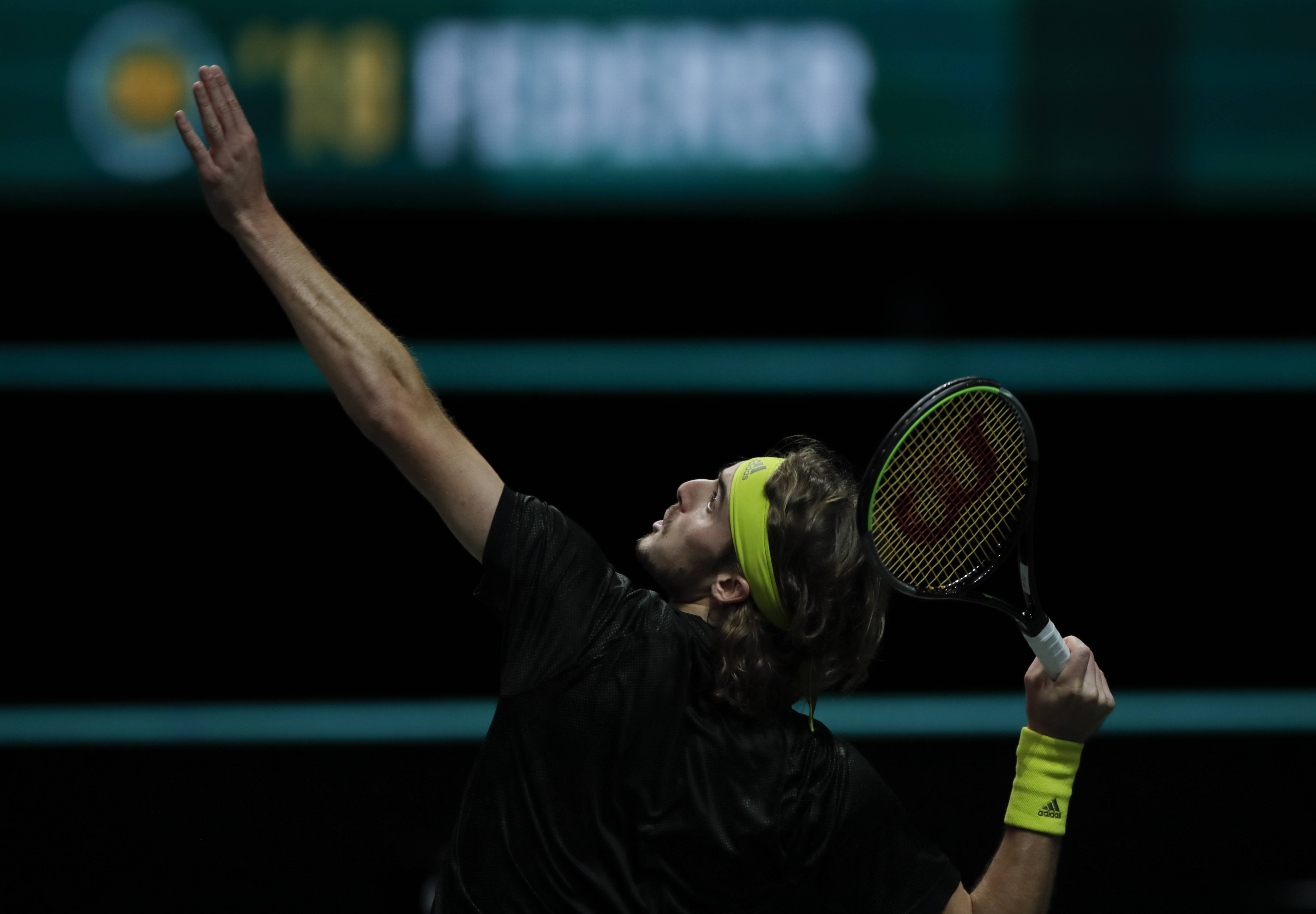 法国网球队轻取德国网球队，西西帕斯爆发神勇