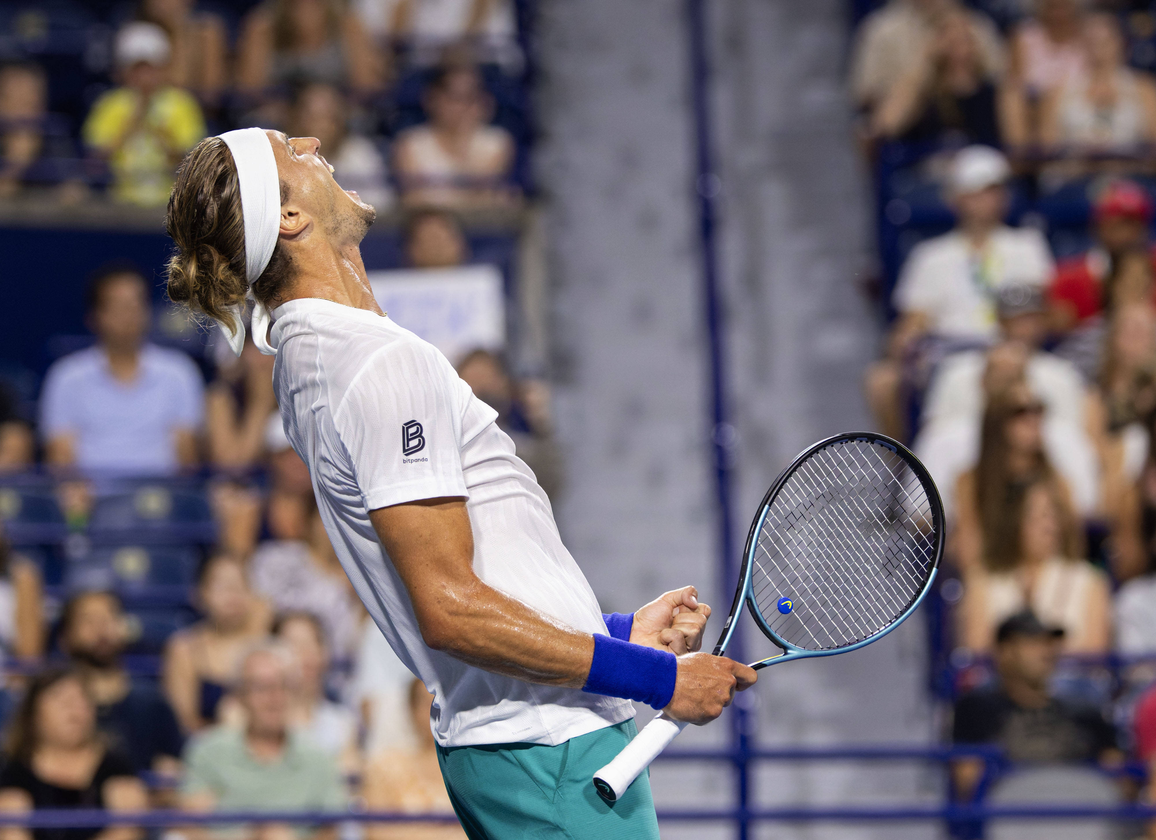 澳网翻盘温网，兹维列夫统治全场的简单介绍