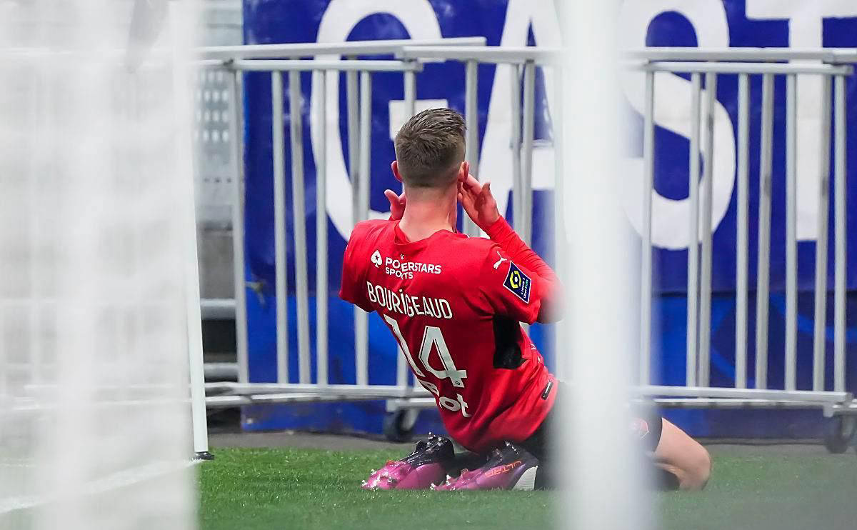 包含卡昂主场负雷恩，法甲保级形势雪上加霜的词条