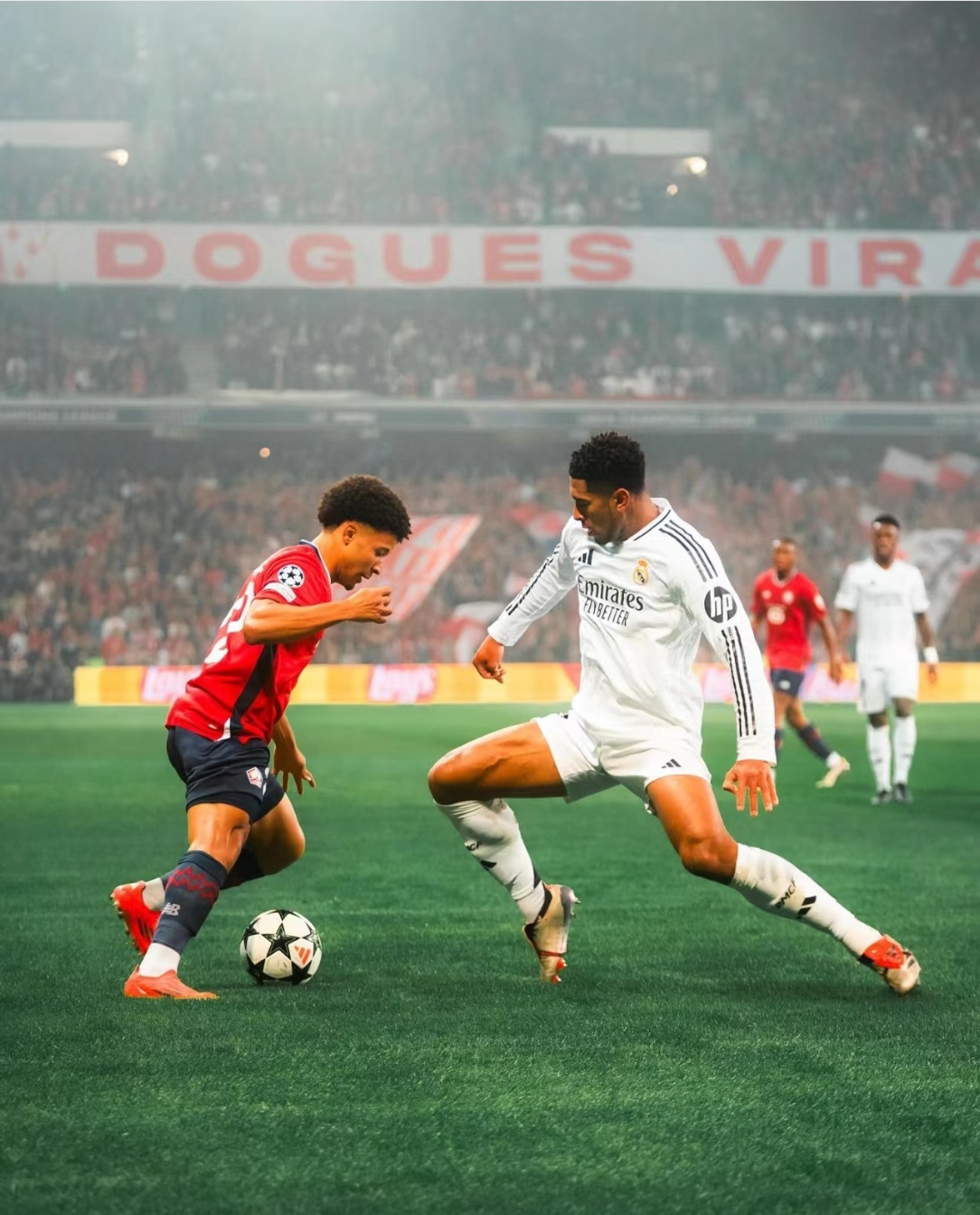 皇马挑战利物浦，豪门对决谁能获胜？