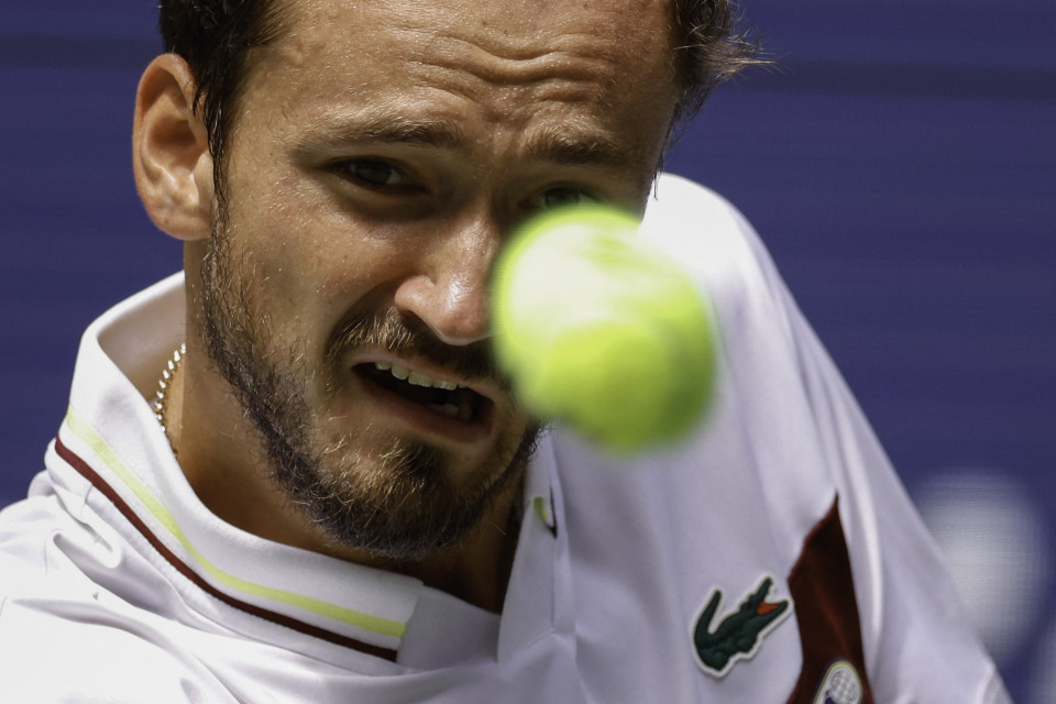 关于美网横扫联合杯，梅德韦杰夫高光表现的信息