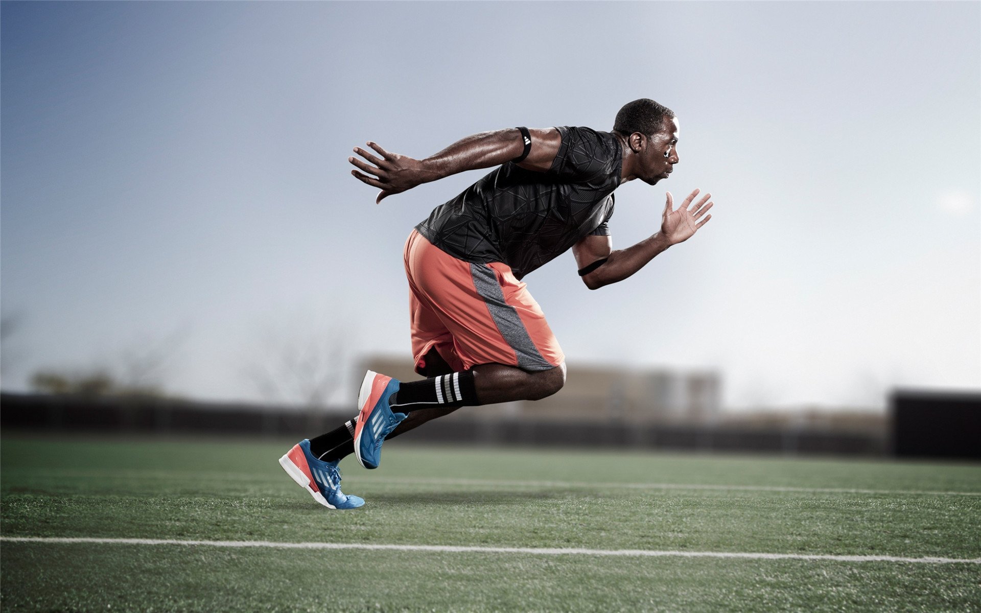 阿什拉夫一锤定音，莱比锡红牛稳扎稳打终结勒沃库森不败势头