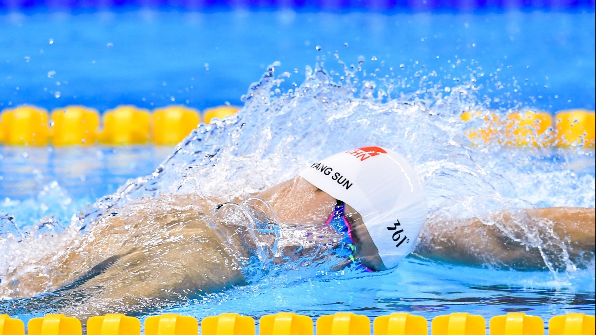詹姆斯末节爆发定乾坤，魔术淘汰赛力克浙江队晋级